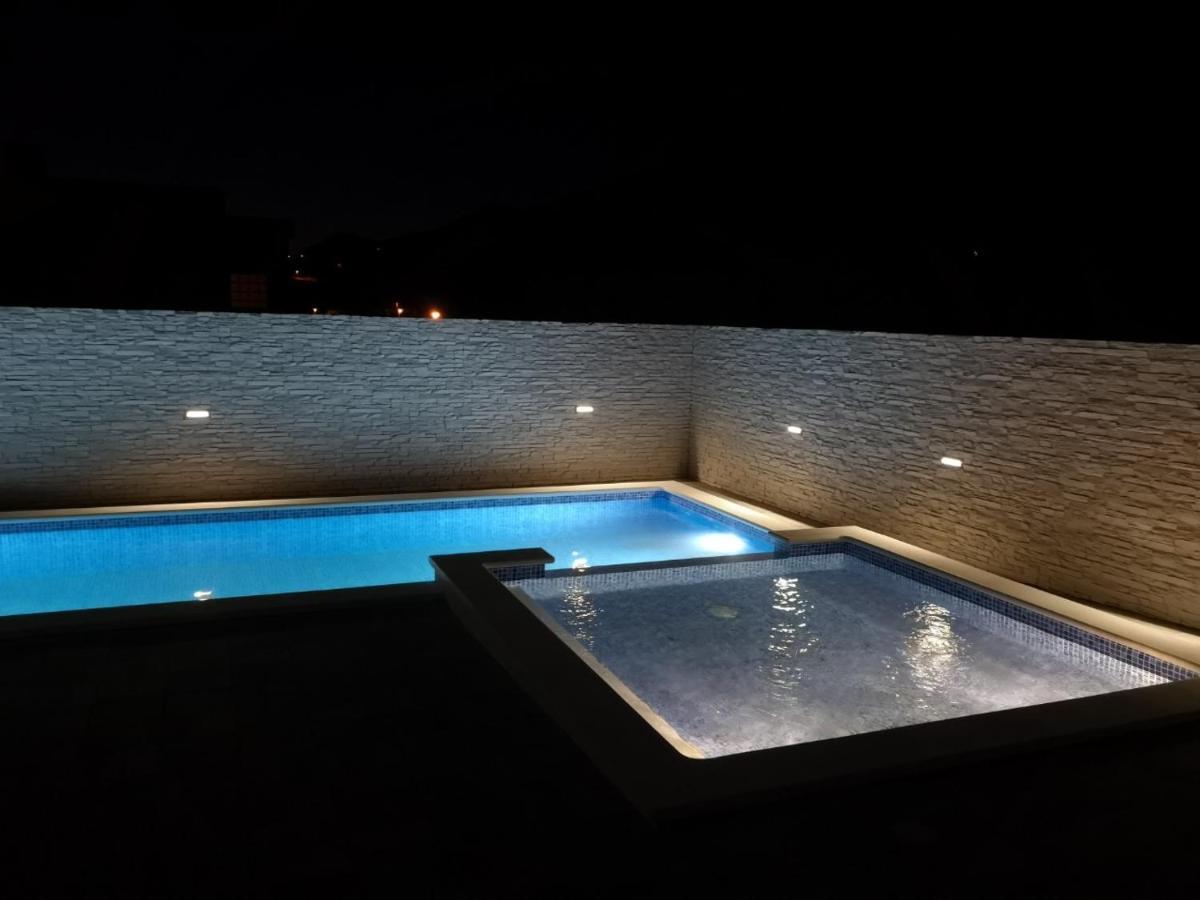 Villa Susanj 1 Чезарица Экстерьер фото
